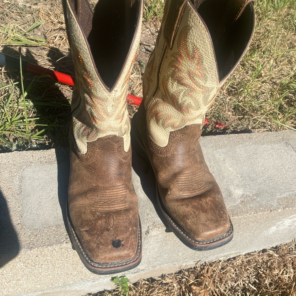 Justin Mens boots